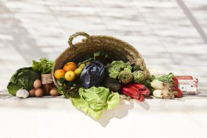 Dehesa El Milagro: cesta de fruta y verdura ecológica